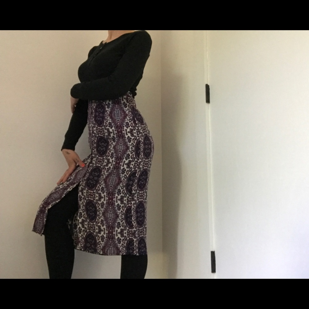 Forever 21 Paisley Print Mindi Skirt - Picture 2 of 12